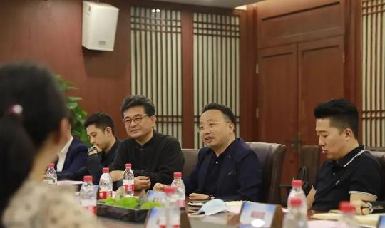 青崖娱乐董事长李厚德被正式任命为广东省企业管理咨询协会湾区分会会长