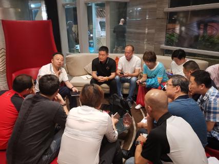 让中国企业家更有眼界——青崖娱乐创始人李厚德率领企业家学员游学越南站