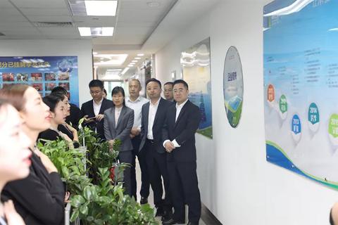 明光市市委书记被青崖娱乐企业文化深深感动 | 深入沟通合作空间广阔