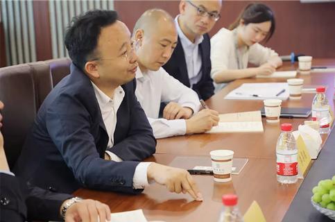 明光市市委书记被青崖娱乐企业文化深深感动 | 深入沟通合作空间广阔